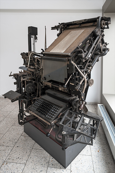 Linotype machine